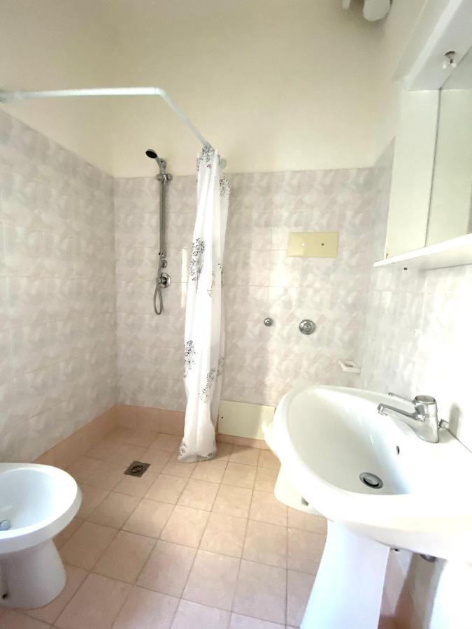 Euroresidence - Piazza Mazzini- 30 Mt Dal Mare - Immobil Relax Лидо-ди-Езоло Экстерьер фото
